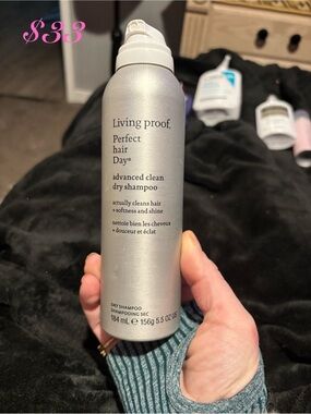 Living Proof Silver Perfect Hair Day Advanced Clean Dry Shampoo